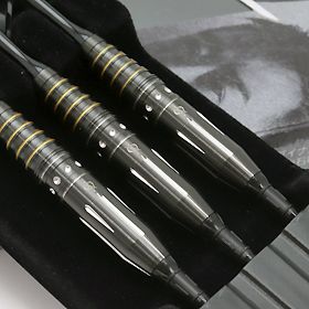 美品DYNASTY安食賢一KATANA 名刀 景光2 No.5 定価12800円 美品DYNASTY安食賢一KATANA 名刀 景光2 No.5 定価12800円 ダーツ